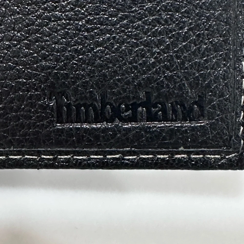 NWT Timberland Black Leather Card Holder